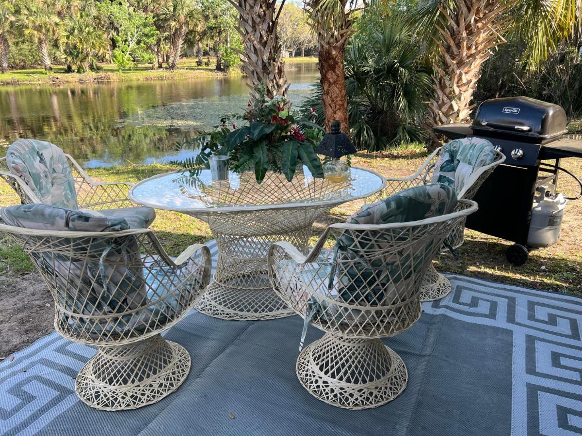 מלון טיטוסוויל Lake Front Rv Experience Close To Port Canaveral And Kennedy Space Center מראה חיצוני תמונה