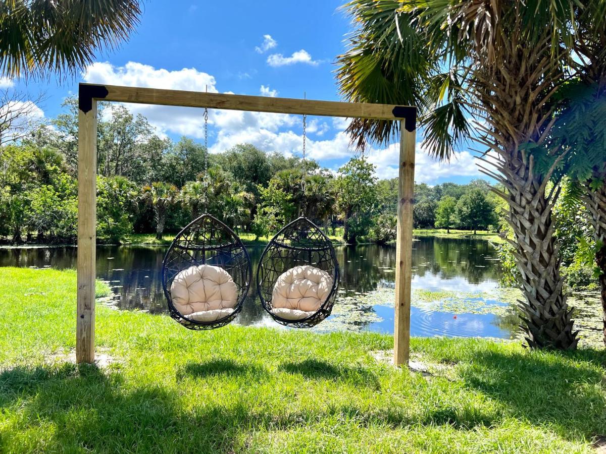 מלון טיטוסוויל Lake Front Rv Experience Close To Port Canaveral And Kennedy Space Center מראה חיצוני תמונה