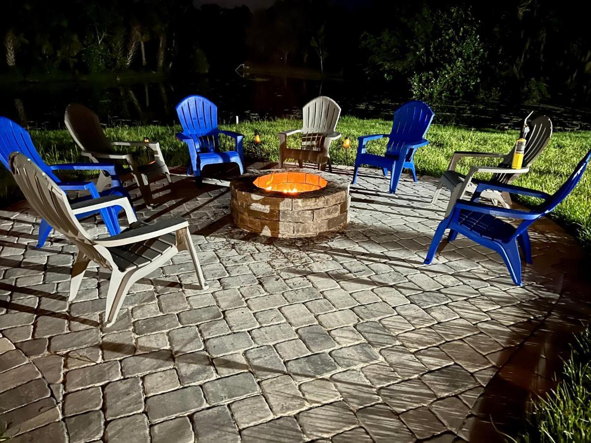 מלון טיטוסוויל Lake Front Rv Experience Close To Port Canaveral And Kennedy Space Center מראה חיצוני תמונה